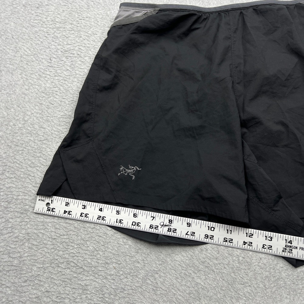 Arc'teryx Soleus Shorts Mens Medium Black 5.5" Lightweight Running Athletic Gym - Picture 11 of 15